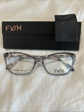 FYSH Eyeglasses New